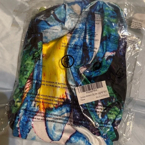 Alice in Wonderland Themed Leggings S/M - Picture 2 of 2